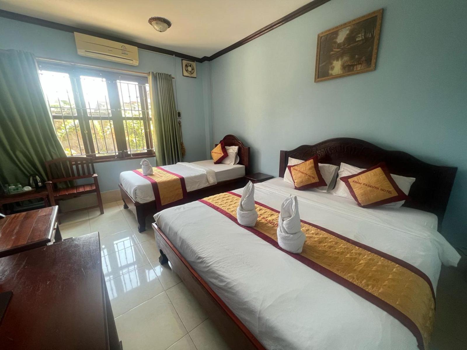 Khampaseuth Hotel วังเวียง ภายนอก รูปภาพ