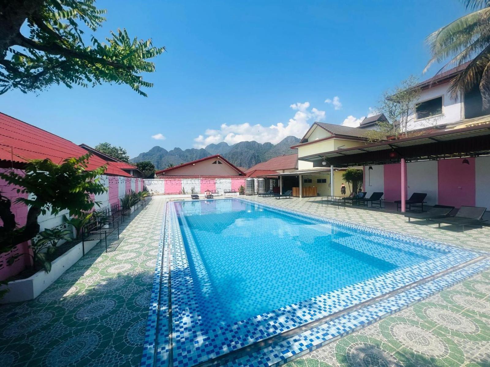 Khampaseuth Hotel วังเวียง ภายนอก รูปภาพ
