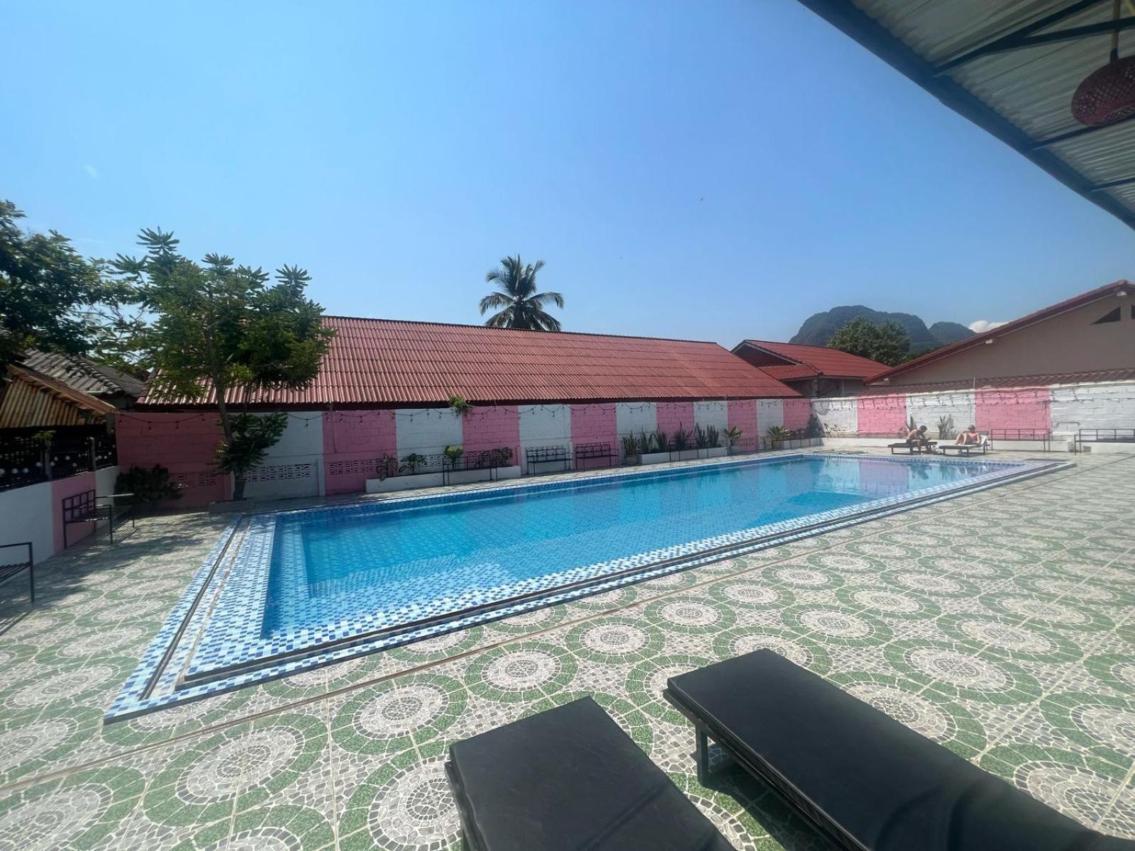 Khampaseuth Hotel วังเวียง ภายนอก รูปภาพ