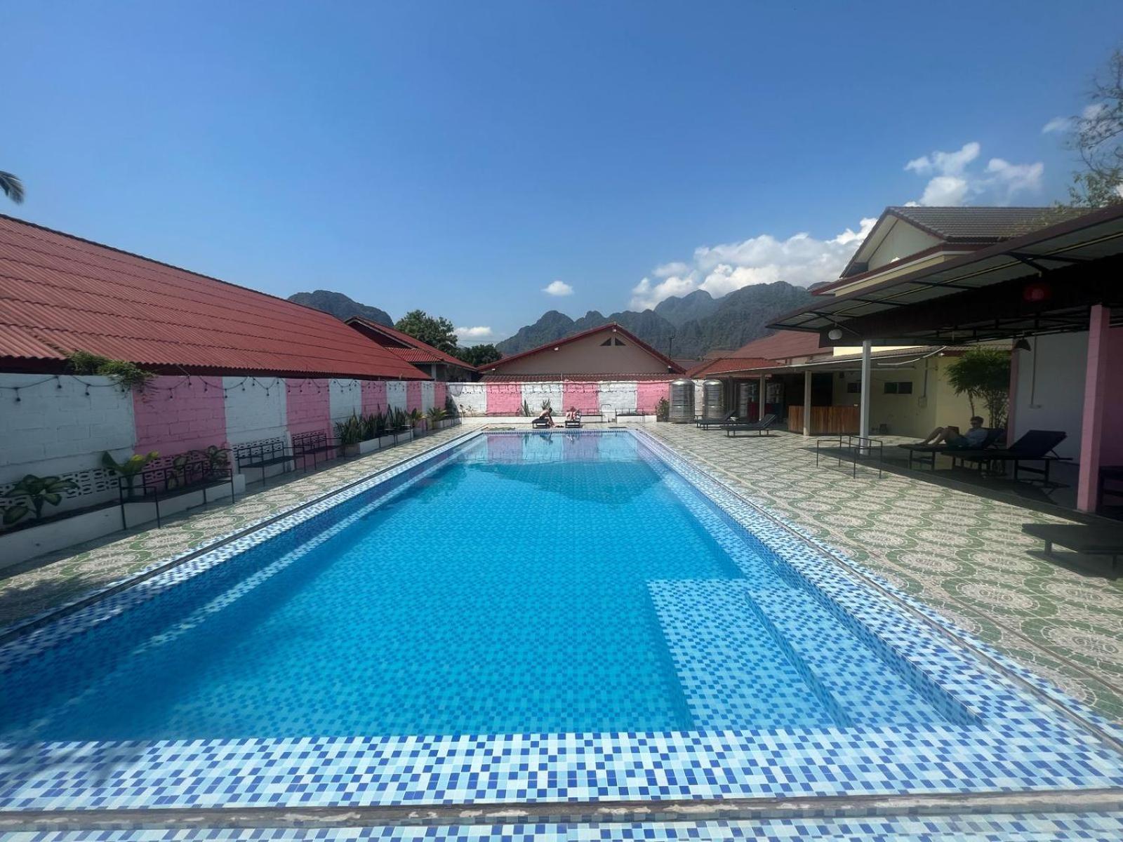 Khampaseuth Hotel วังเวียง ภายนอก รูปภาพ