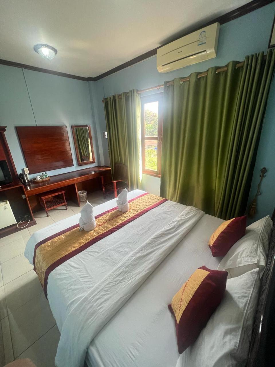 Khampaseuth Hotel วังเวียง ภายนอก รูปภาพ