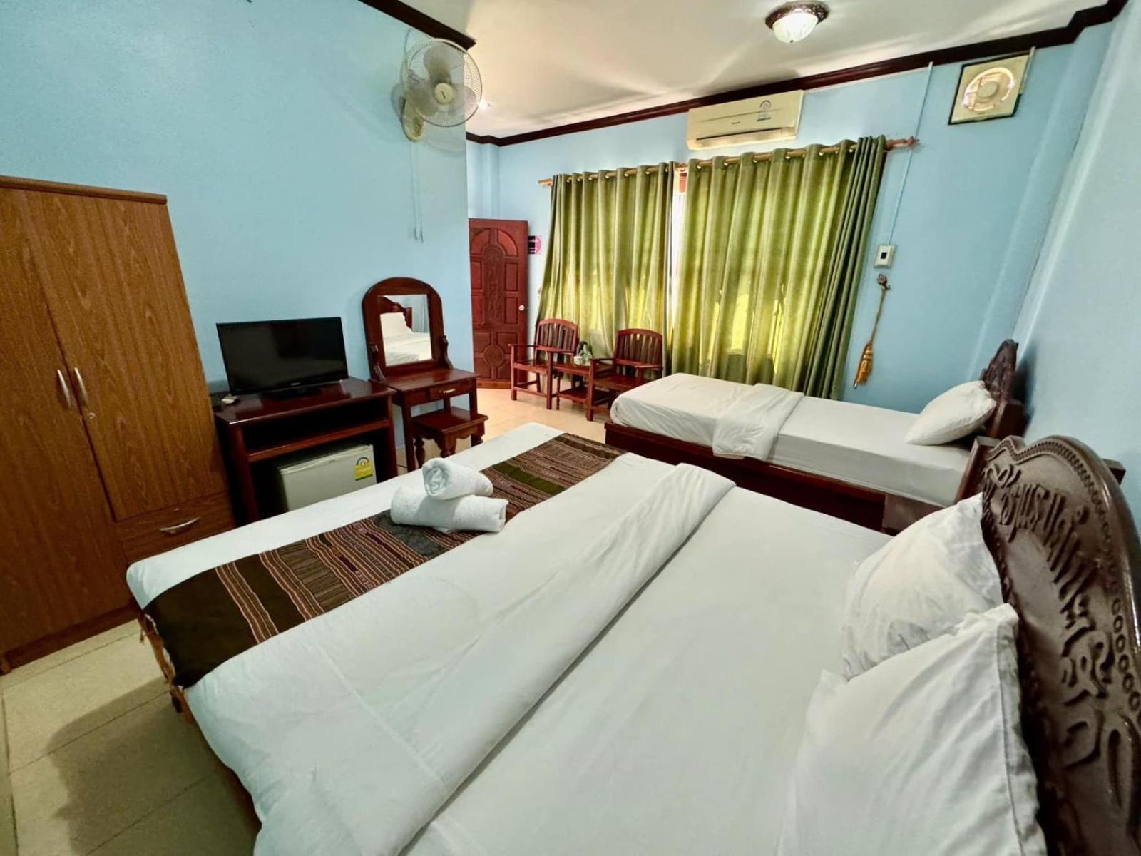 Khampaseuth Hotel วังเวียง ภายนอก รูปภาพ